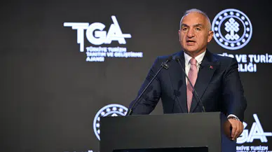 Bakan Ersoy: İlk 9 ayda turizm geliri 50 milyar dolar!