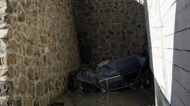 Gümüşhane’de otomobil 15 metrelik uçurumdan düştü: 1 yaralı