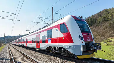 Slovakya’da iki hızlı tren çarpıştı! 66 kişi yaralandı