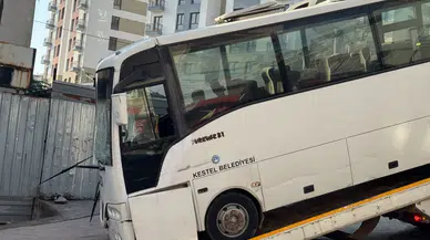 Kocaeli'de feci kaza: 3'ü polis 7 kişi yaralandı!