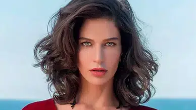 Berrak Tüzünataç gözaltına mı alındı, neden gözaltına alındı? Berrak Tüzünataç kimdir, kaç yaşında, nereli?