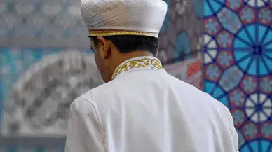 Vekil imam-hatip ve müezzinler kadro bekliyor