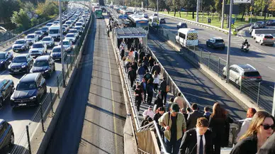 İstanbul'da trafik yoğunluk yüzde 72'ye çıktı