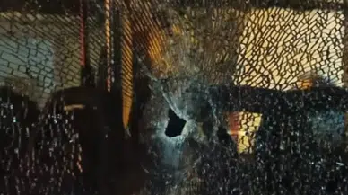 Malatya'da trafikte halk otobüsüne silahlı saldırı!