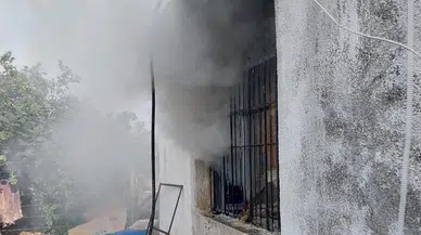 Hatay'da müstakil ev alev alev yandı!