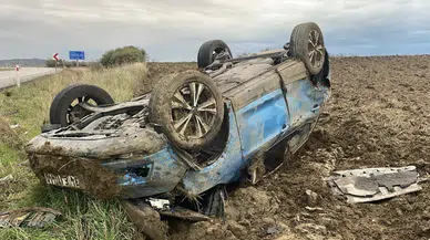 Edirne’de takla atan otomobilde 2 kişi yaralandı