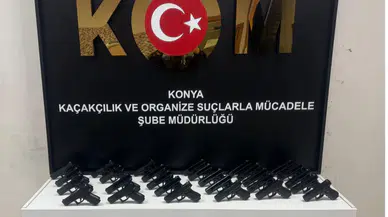 Konya’da kaçak silah operasyonu: Yüzlerce silah ve parça ele geçirildi