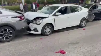 Diyarbakır’da zincirleme kaza: 1'i bebek 4 kişi yaralandı!