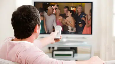 1 Kasım Cumartesi TV yayın akışı: Bugün televizyonda hangi dizi, film ve programlar var?