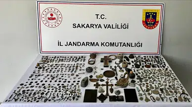Sakarya’da 589 tarihi eser ele geçirildi: 5 şüpheli gözaltında