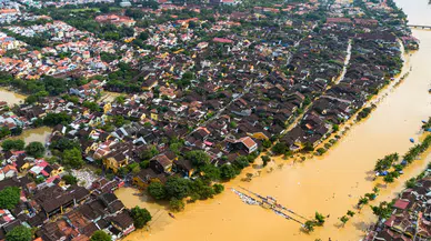 Vietnam’daki sel felaketinde hayatını kaybedenlerin sayısı 35'e yükseldi