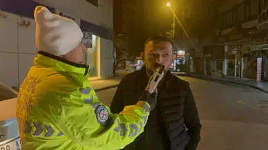 Kayseri’de polis dur ihtarına uymayan alkollü sürücü kovalamaca sonucu yakalandı