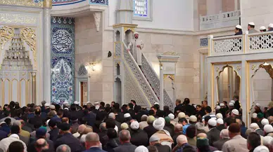 Cuma hutbesi: Şiddetin çaresi merhamet eğitimi