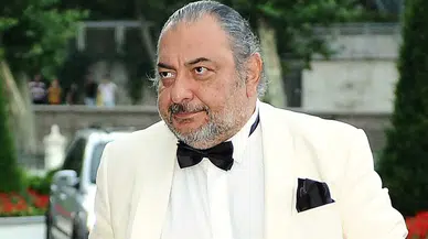 Reha Muhtar havalimanında olay çıkardı!