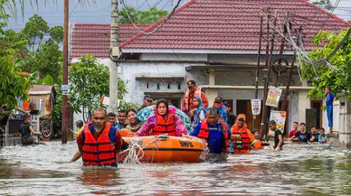 Güneydoğu Asya'da tarihi sel felaketi!