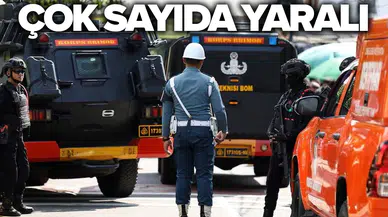 Endonezya’da cami patlaması