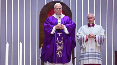 Papa 14. Leo, halka açık ayine katılmak üzere Volkswagen Arena’ya geldi