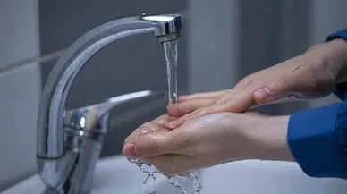 İzmir’de su kesintisi uzatıldı: 13 ilçede gece su akışı iki günde bir duracak!