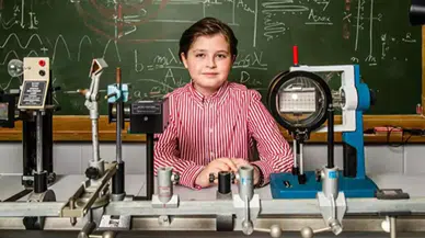 15 yaşındaki çocuk, doktora unvanı aldı!