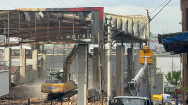 Dilovası'nda 7 kişinin can verdiği parfüm dolum tesisi yıkılıyor!