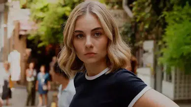 Aracıyla çocuğa çarpan oyuncu kim? Mina Derman kimdir, kaç yaşında ve hangi dizilerde oynadı?