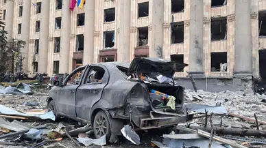 Rusya, 3 hipersonik 'Kinjal' füzesi ve 135 İHA ile Ukrayna'ya saldırı düzenledi!