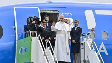 Papa 14. Leo Türkiye'den ayrıldı