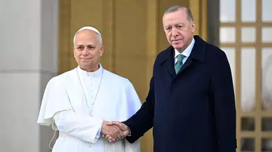 Cumhurbaşkanı Erdoğan, Papa 14. Leo’yu resmi törenle karşıladı
