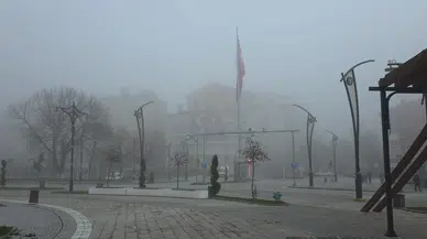 Kütahya’da yoğun sis hayatı olumsuz etkiledi