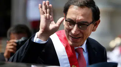 Eski Peru Devlet Başkanı Vizcarra rüşvet suçundan 14 yıl hapis cezası aldı!