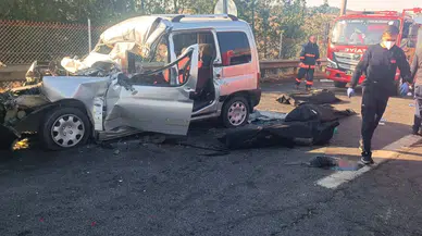 Mersin'de trafik kazası: 3 ölü, 3 yaralı!