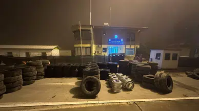 Şanlıurfa’da kaçak lastik operasyonu: 2 gözaltı