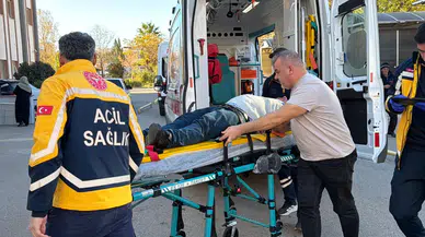 Adıyaman'da yolcu minibüsü ile otomobil çarpıştı: 5 kişi yaralandı