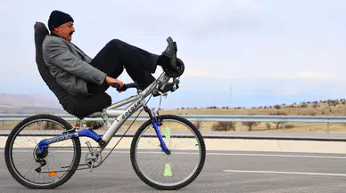 Elazığ’da sıra dışı bisiklet tasarımı: Yoldan geçenler merakla izliyor