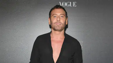 Ünlü fotoğrafçı Mert Alaş hakkında yakalama kararı: Mert Alaş kimdir, kaç yaşında? Fotoğraf çekimini yaptığı ünlü isimler