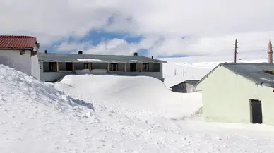 Yakutistan'da Eksi 56 Derece: Dondurucu Soğuklar Hayatı Nasıl Etkiliyor?