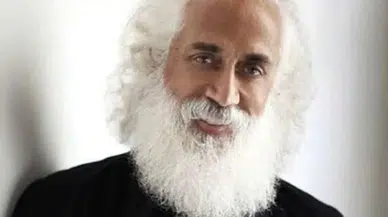 Suavi Kimdir? Müzik Kariyeri ve Başarıları Nelerdir?