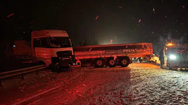 TEM Otoyolu'nda feci kaza: 7 araç birbirine çarptı!