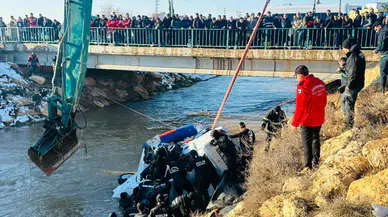 Şanlıurfa'da kanala uçan otomobilden acı haber: 3 çocuğun cansız bedenine ulaşıldı