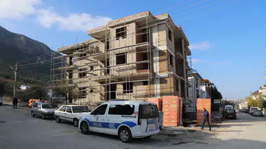 Denizli'de iş kazası: İnşaattan düşen işçi can verdi