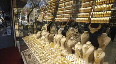 Gram altında dalgalı seyir! İşte 10 Aralık güncel altın fiyatları