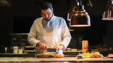 MasterChef Serhat Doğramacı'nın dükkanı kurşunlandı: Haraç iddiası