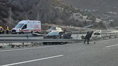 Gümüşhane’de buzlanma kazaya neden oldu: 1’i ağır 4 yaralı