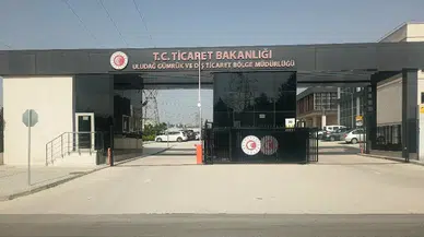 Bursa'da kaçakçılık operasyonu: Çok sayıda otomobil parçası ele geçirildi!