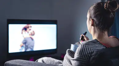 12 Aralık Cuma TV yayın akışı: Bu akşam televizyonda hangi dizi, film ve programlar var?