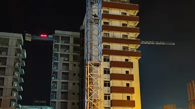 Hatay'da intihar girişimi: Vince çıkan şahsı itfaiye ikna etti