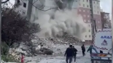 Beylikdüzü’nde bina yıkım sırasında kısmen çöktü