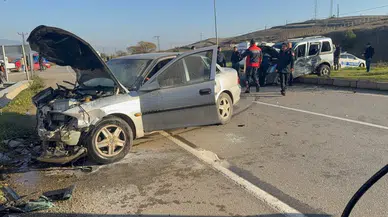 Tokat’ın Erbaa ilçesinde iki araç çarpıştı: 3 yaralı