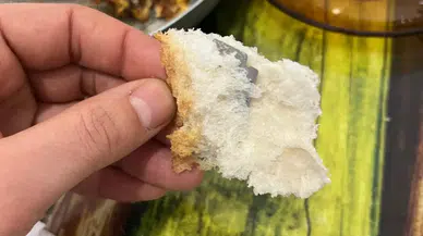 Nevşehir’de ekmekten çıkan jilet şoke etti!