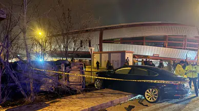 Erzincan’da iki otomobilin çarpıştığı kazada 5 kişi yaralandı